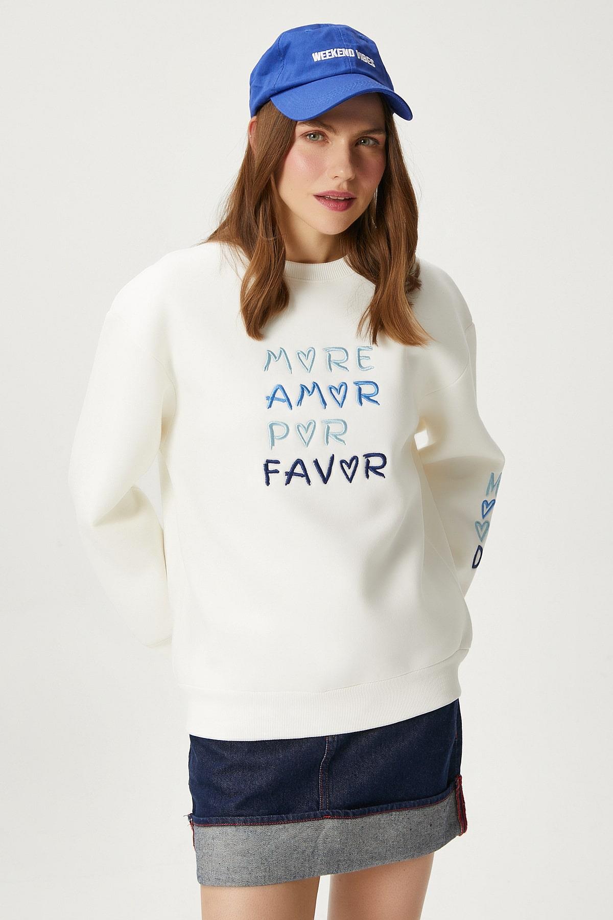 Kadın Amor Nakışlı Ekru Mavi Sweatshirt