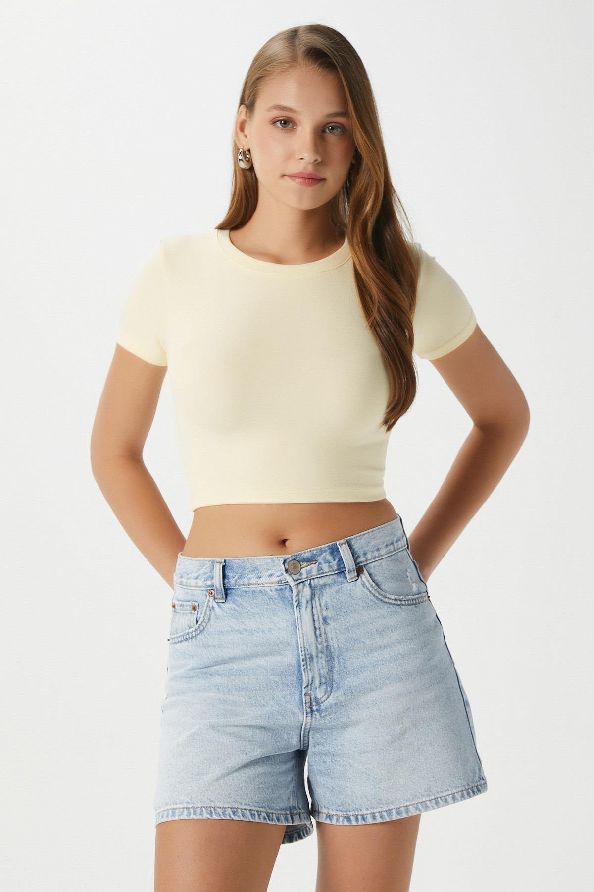 Kadın Deal Lux Touch Yumuşak Doku Crop Tereyağı Sarısı Bluz