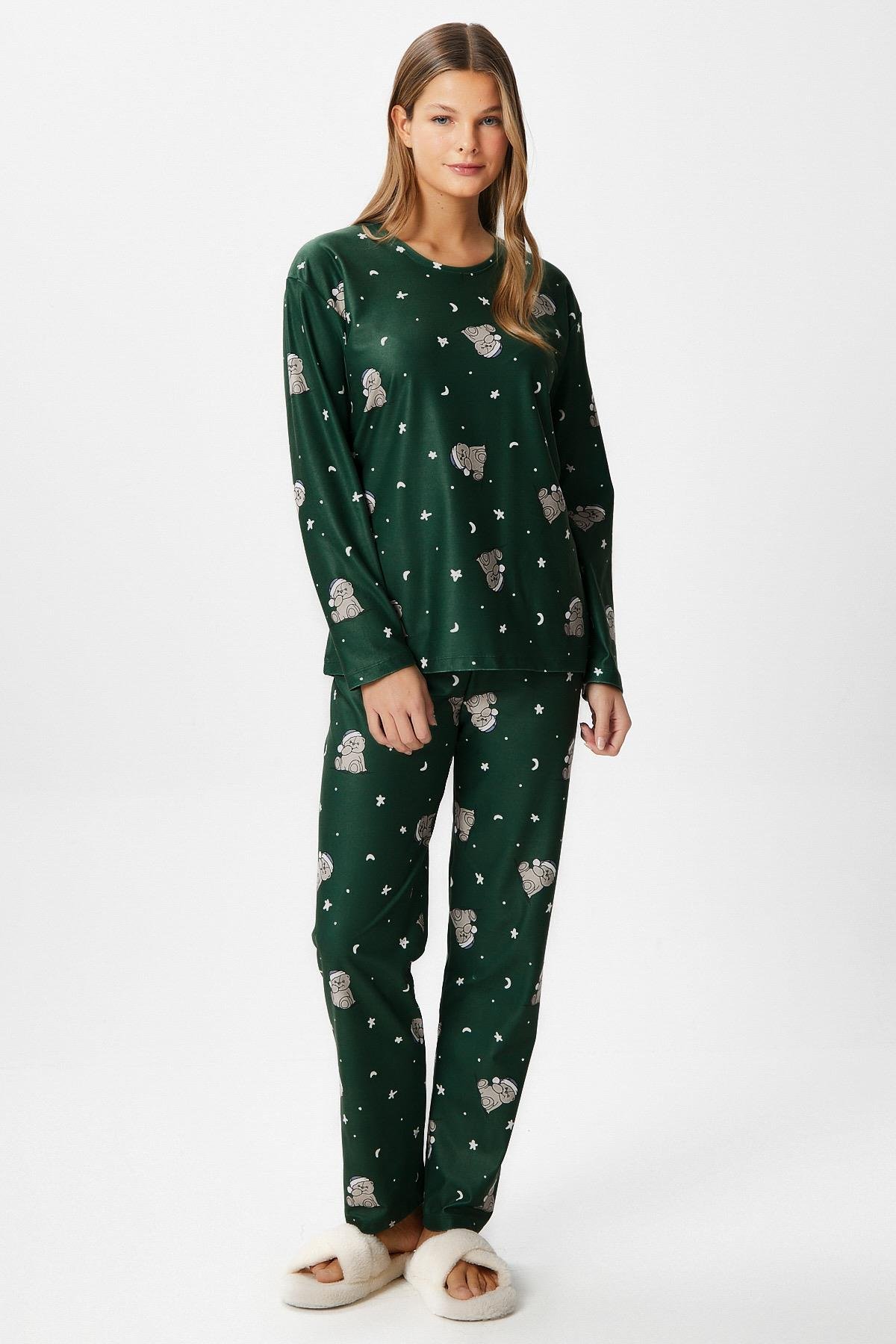 Kadın Ely Premium Bisiklet Yaka Yeşil Ayıcık Süet Doku Yılbaşı Pijama Takımı