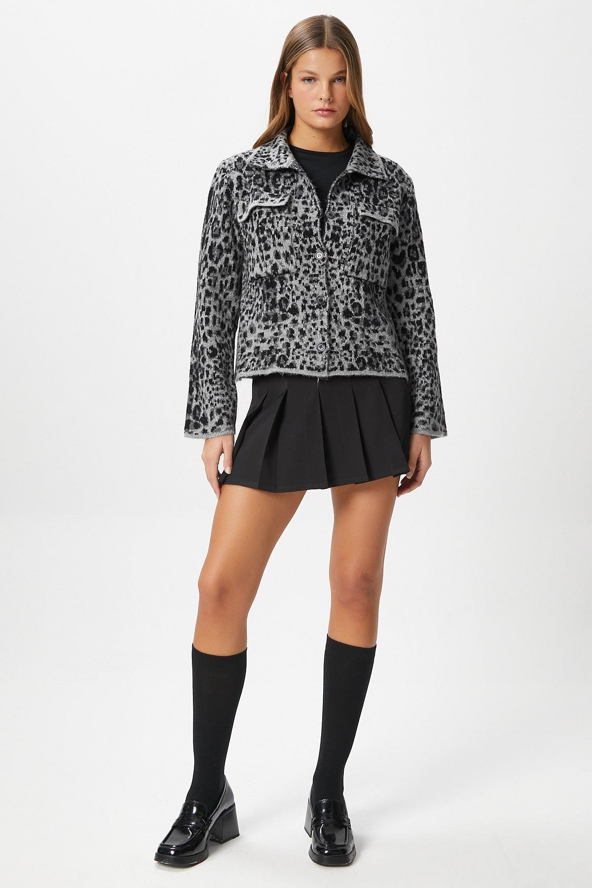 Kadın Laura Yumuşak Doku Gri Polo Yaka Cepli Triko Ceket Hırka