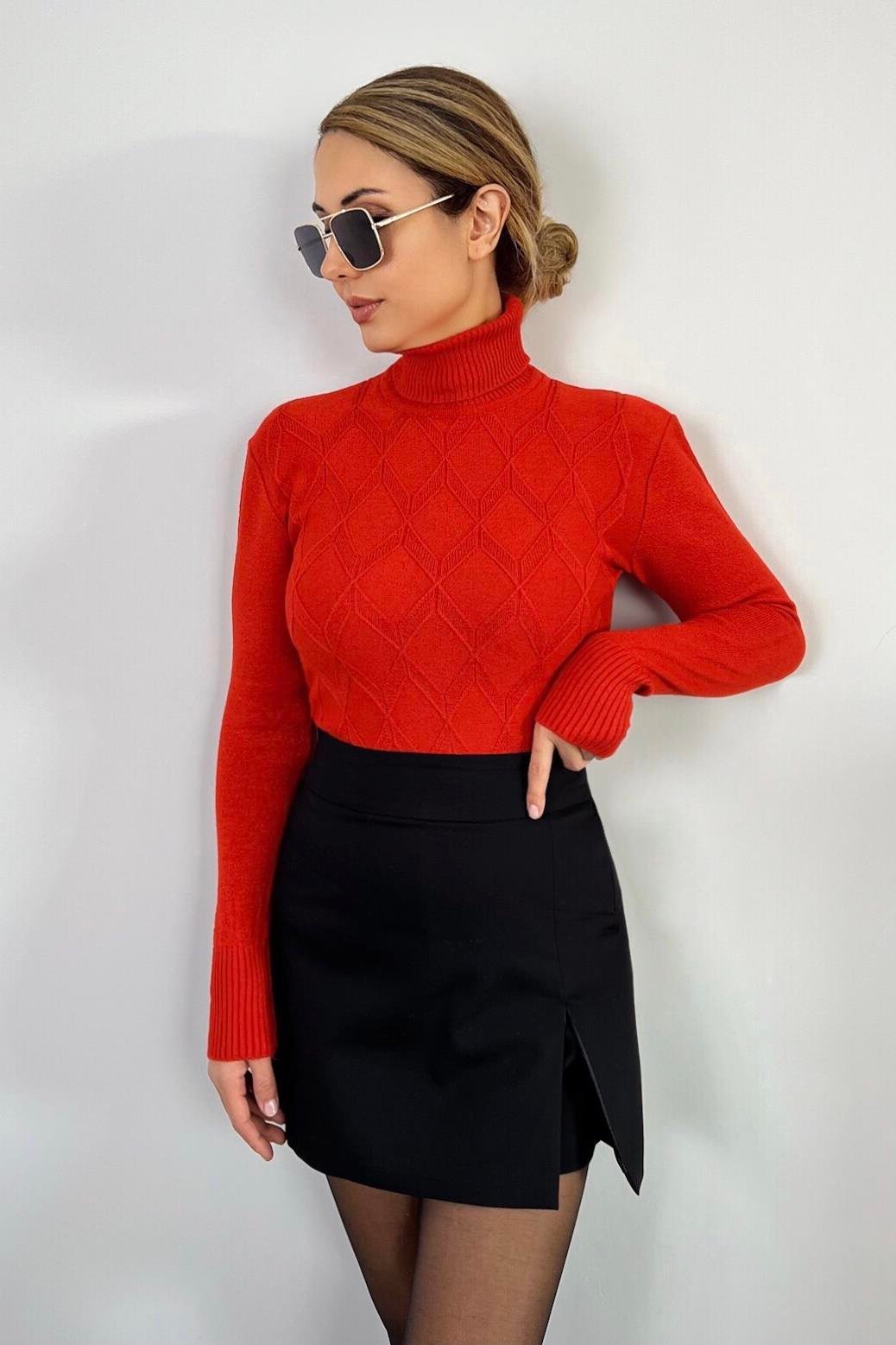 Kadın Loya Yünlü Baklava Mercan Boğazlı Triko Kazak