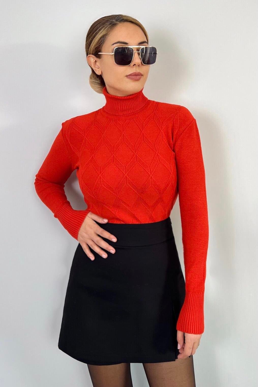 Kadın Loya Yünlü Baklava Mercan Boğazlı Triko Kazak