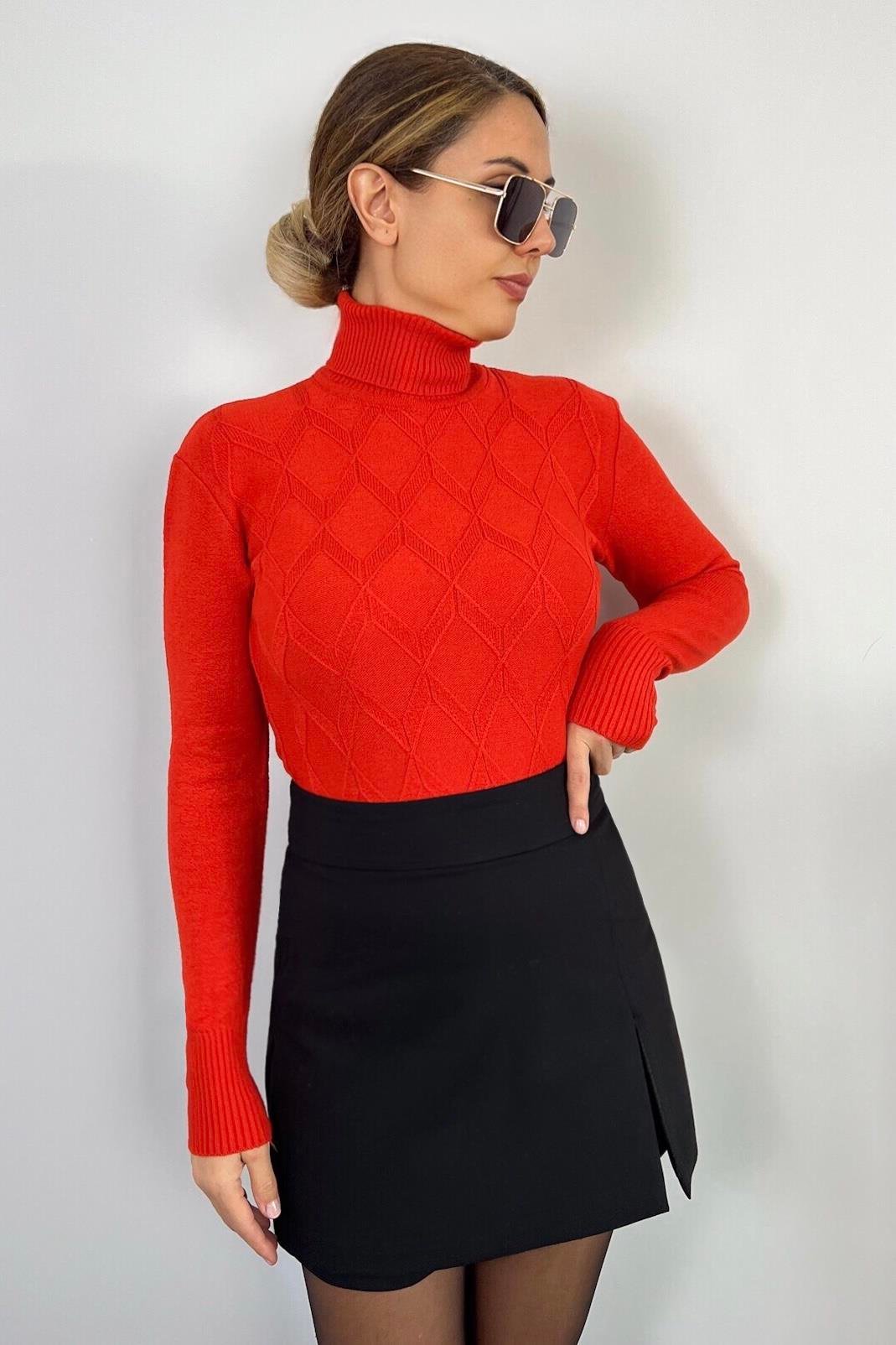 Kadın Loya Yünlü Baklava Mercan Boğazlı Triko Kazak