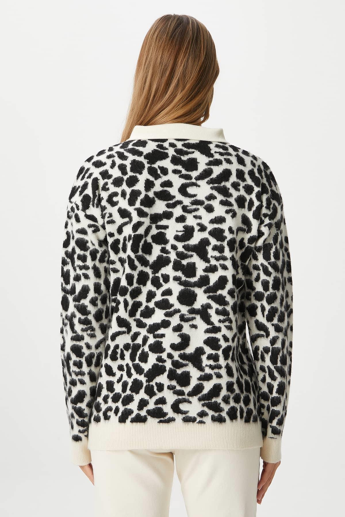 Kadın Luca Polo Yaka Siyah Beyaz Şardonlu Triko Kazak