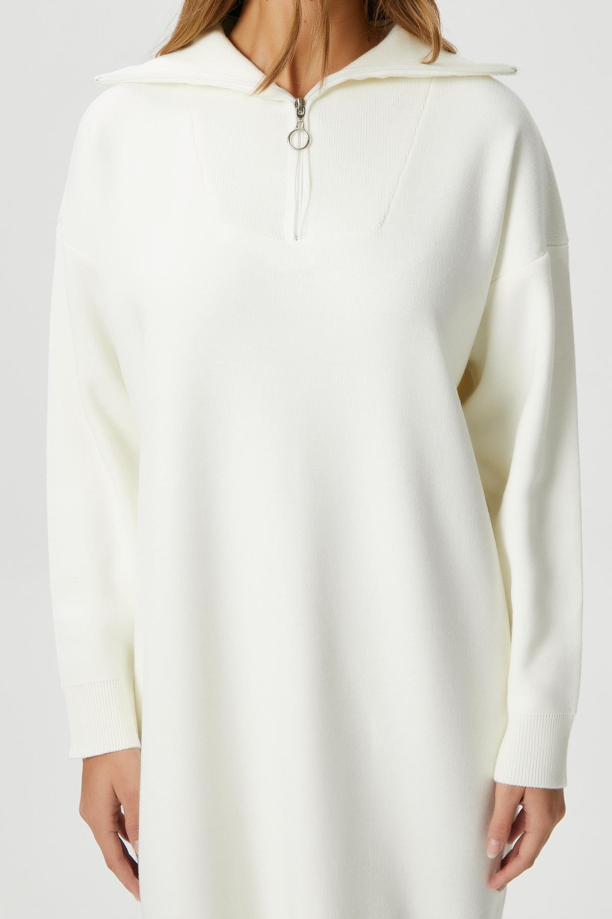 Kadın Magie Polo Yaka Fermuarlı Krem Uzun Triko Elbise