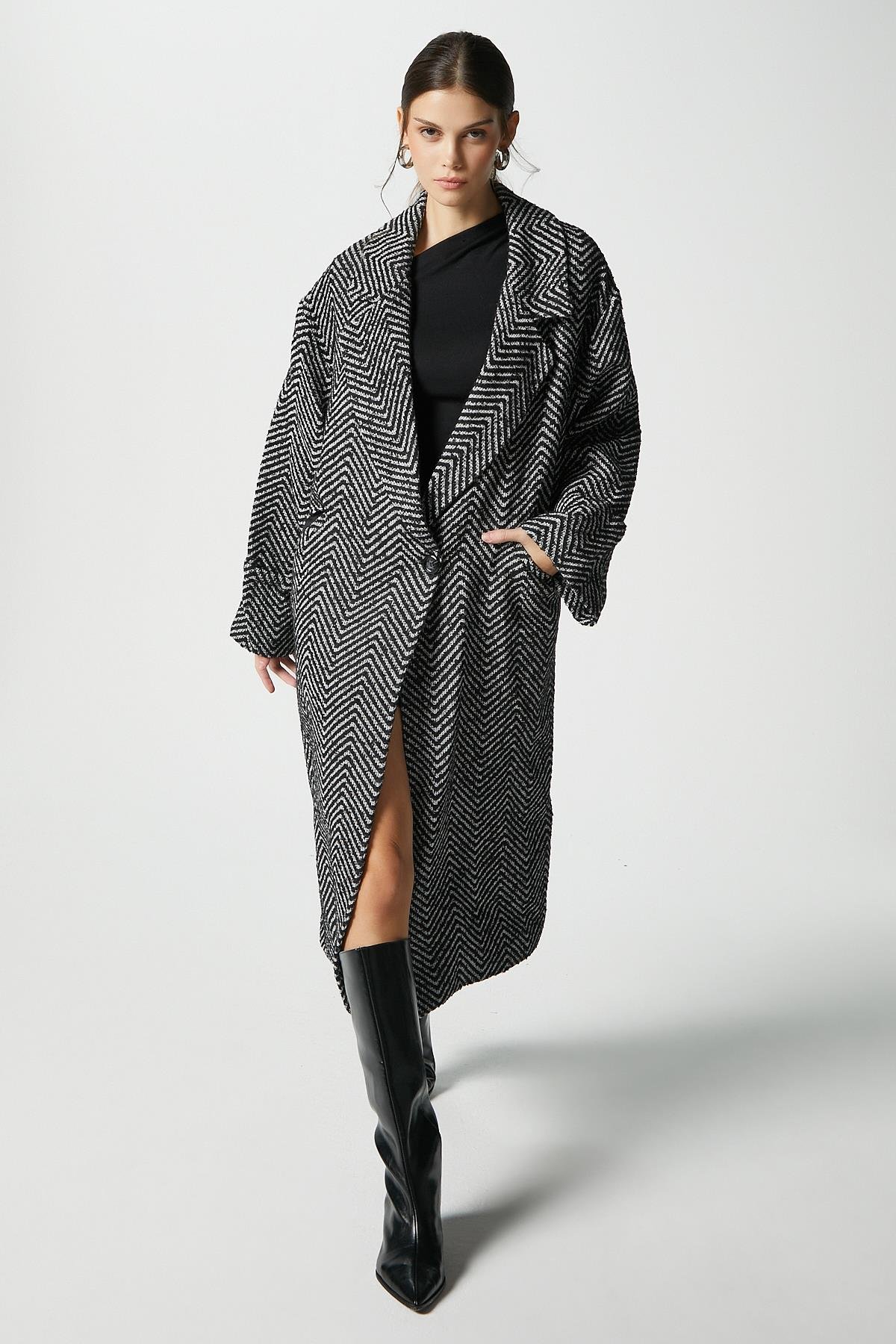 Kadın Magnus Kaşe Kaban