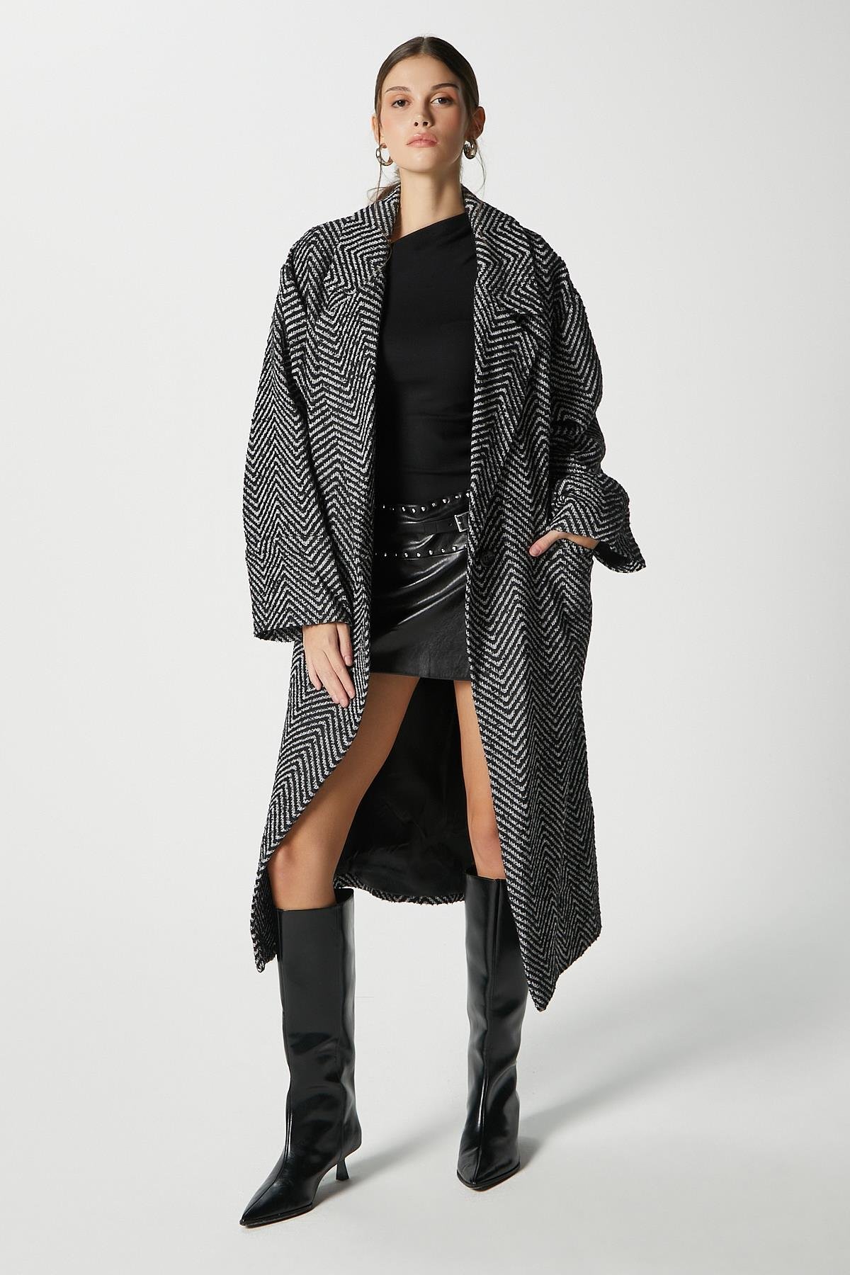 Kadın Magnus Kaşe Kaban