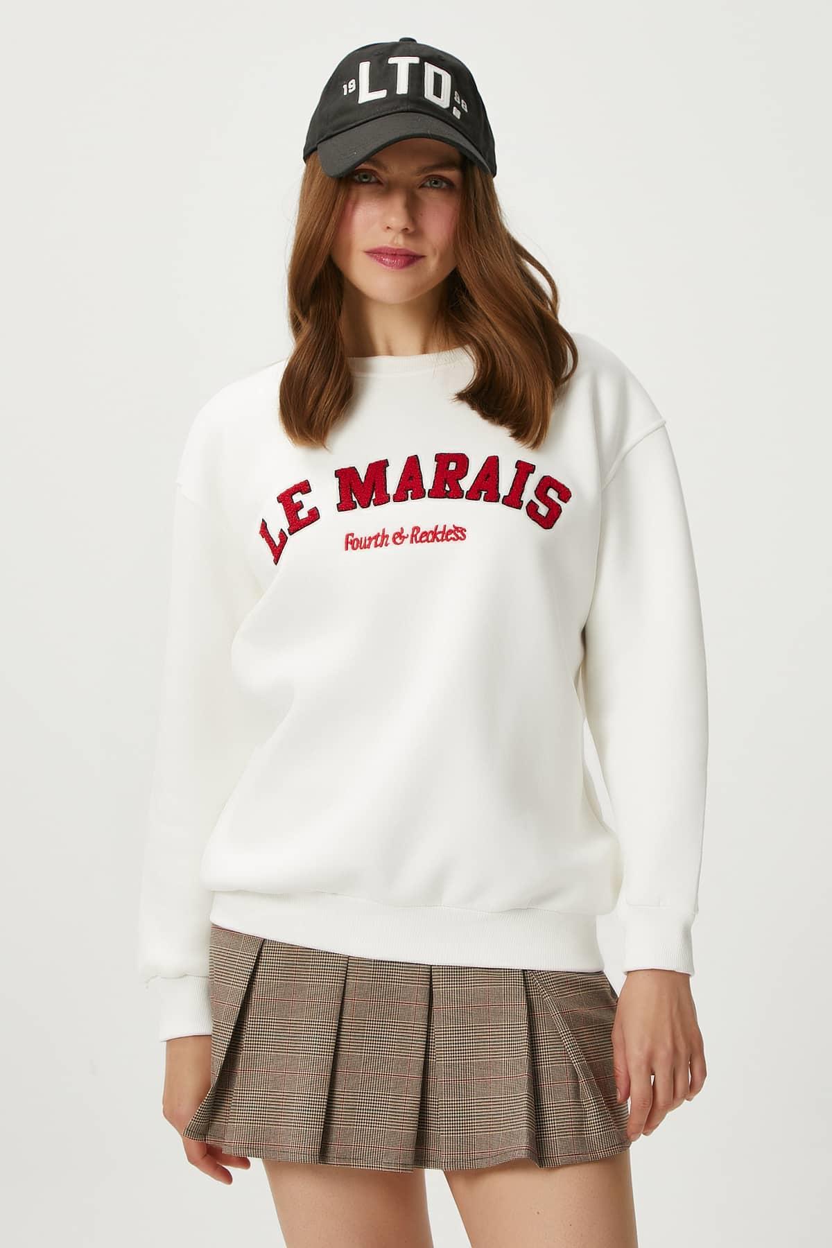 Kadın Marais Ekru Kırmızı Nakışlı Oversize Sweatshirt