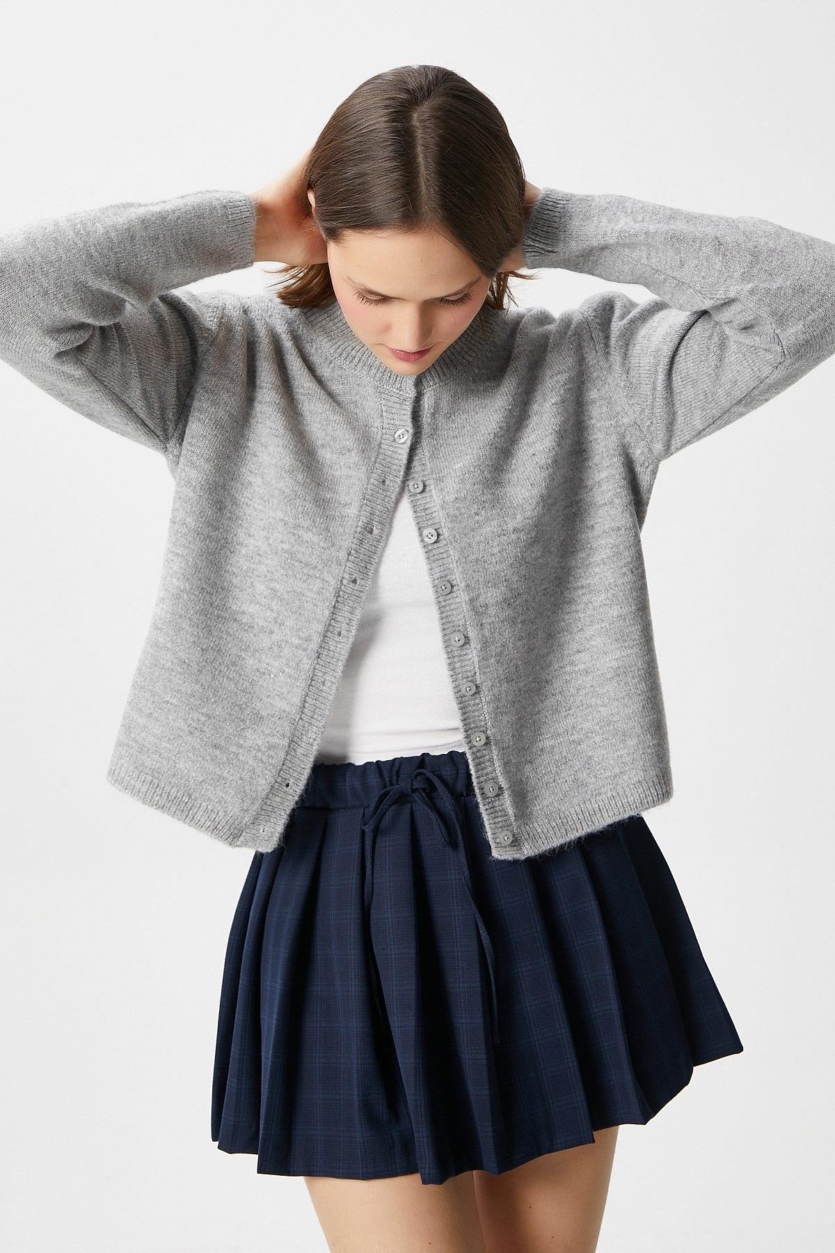 Kadın Nina Bisiklet Yaka Gri Basic Hırka