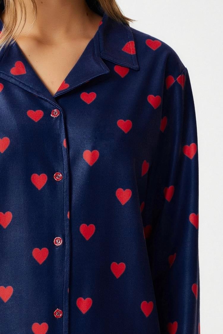 Kadın Nora Premium Lacivert Kalp Desen Süet Doku Düğmeli Yılbaşı Pijama Takımı