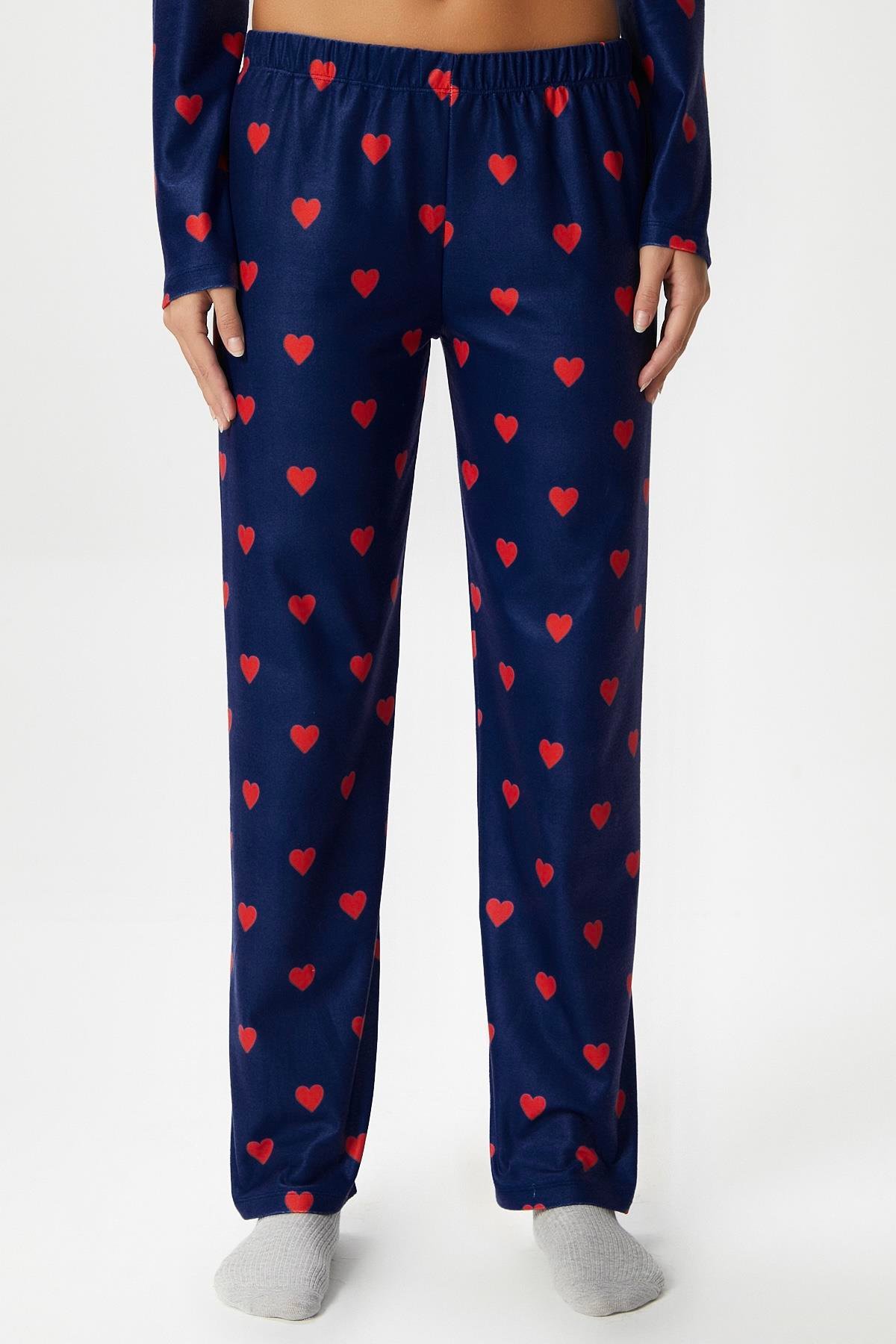 Kadın Nora Premium Lacivert Kalp Desen Süet Doku Düğmeli Yılbaşı Pijama Takımı