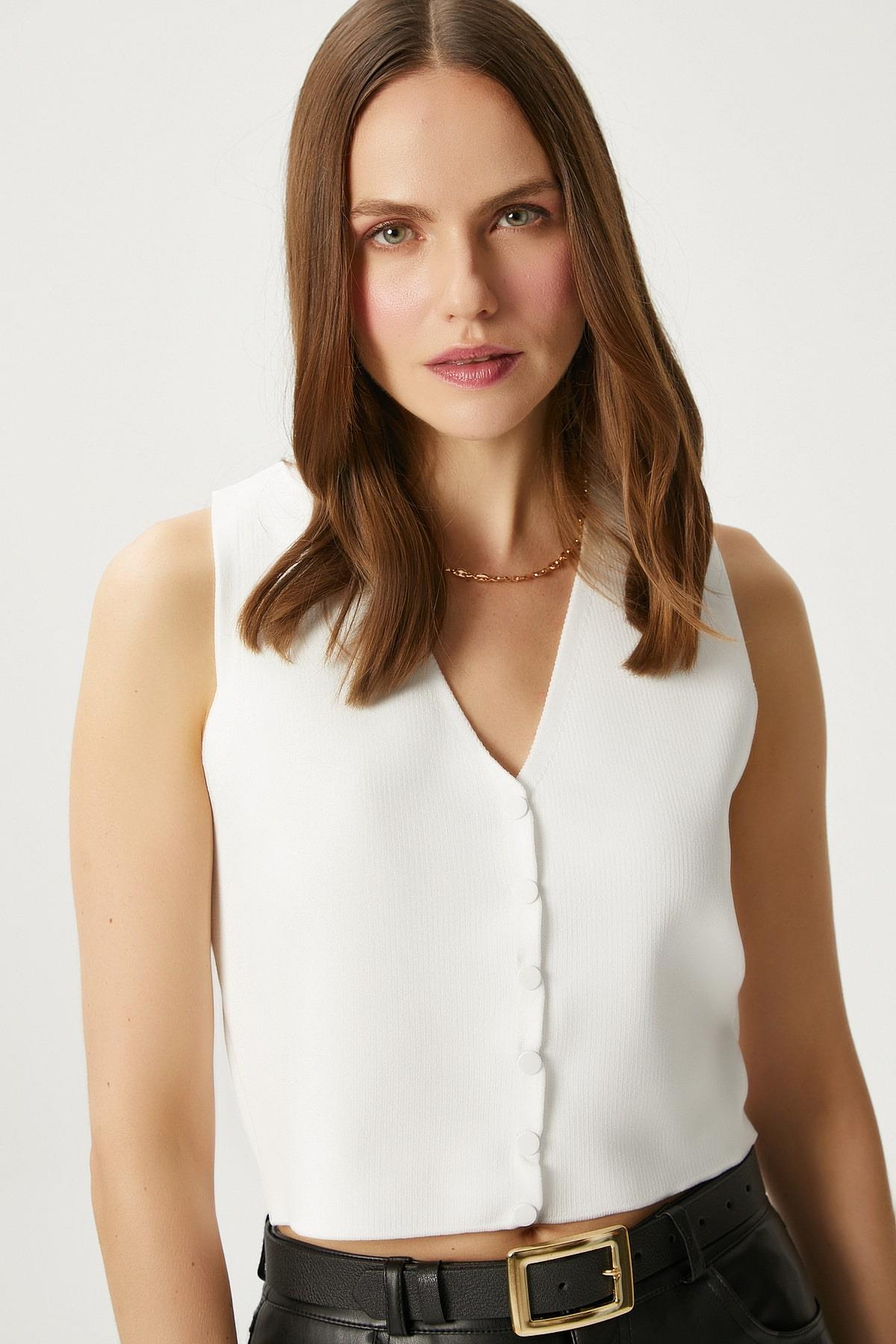 Kadın Petite Çıtçıtlı Crop Krem Triko Yelek