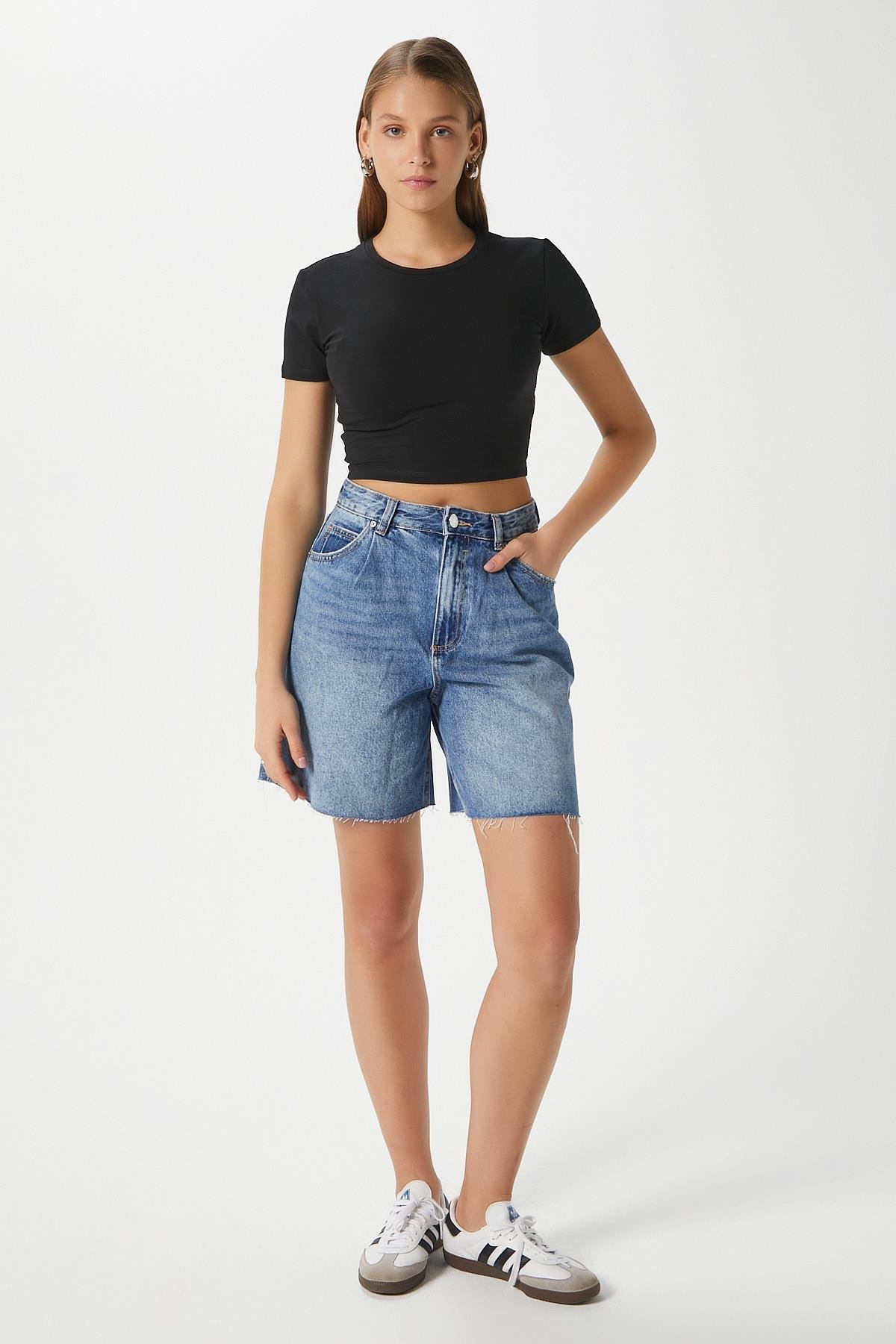 Kadın Serra %100 Pamuk Siyah Crop Top