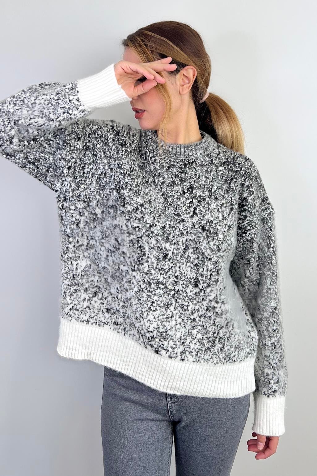 Kadın Snowy Tüylü Füme Krem Taşlı Kazak