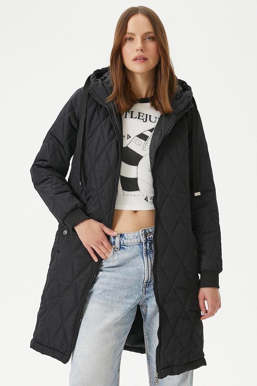 Kadın Sporty Kapüşonlu Kapitone Siyah Kaban