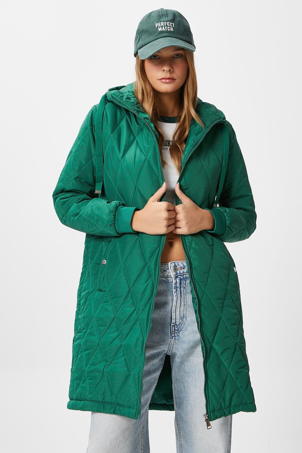Kadın Sporty Kapüşonlu Kapitone Yeşil Kaban