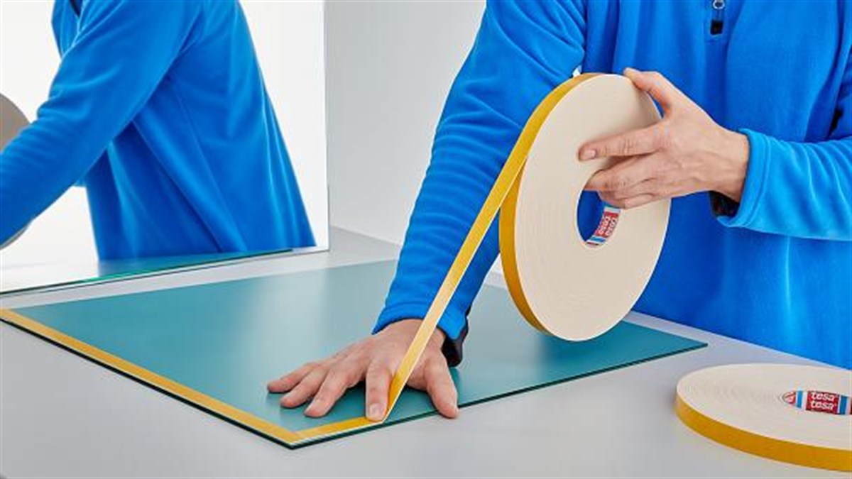 Tesa 4952 Beyaz Renk, Solvent Akrilik Çift Taraflı PE Köpük Bant 1,00mm