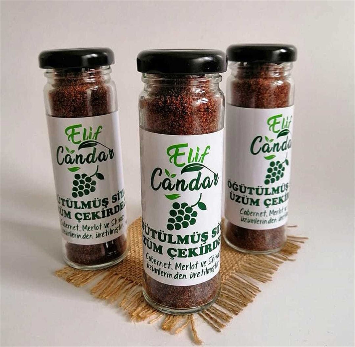 Öğütülmüş Siyah Üzüm Çekirdeği (70 gr.)