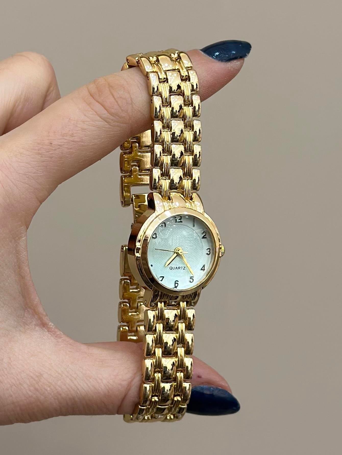 Saat Metal Gold Renk 