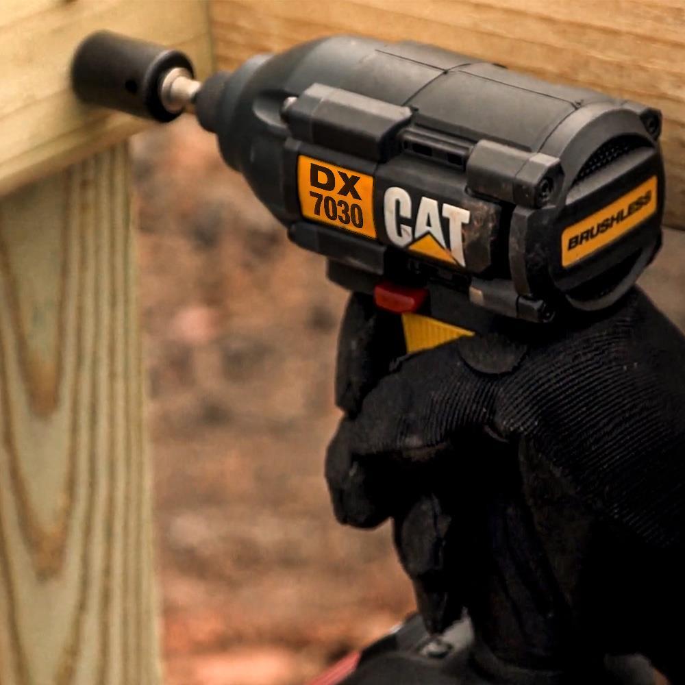 CAT DXK201 18Volt/2.0Ah Li-ion Çift Akülü Kömürsüz Profesyonel Şarjlı Darbeli Matkap + DX7030 + DA01903 Kombo Set