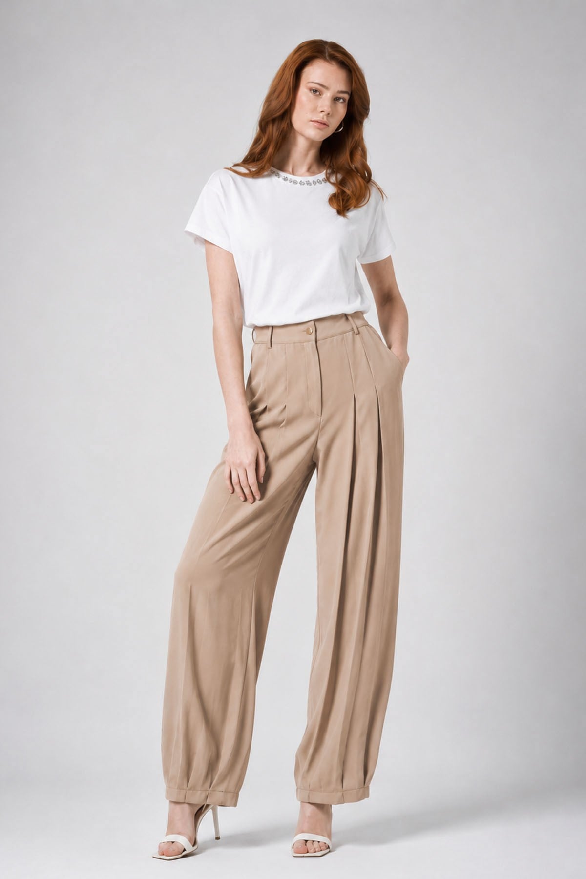 Firoy Kadın Ön Pliseli Şalvar Pantolon  Beige