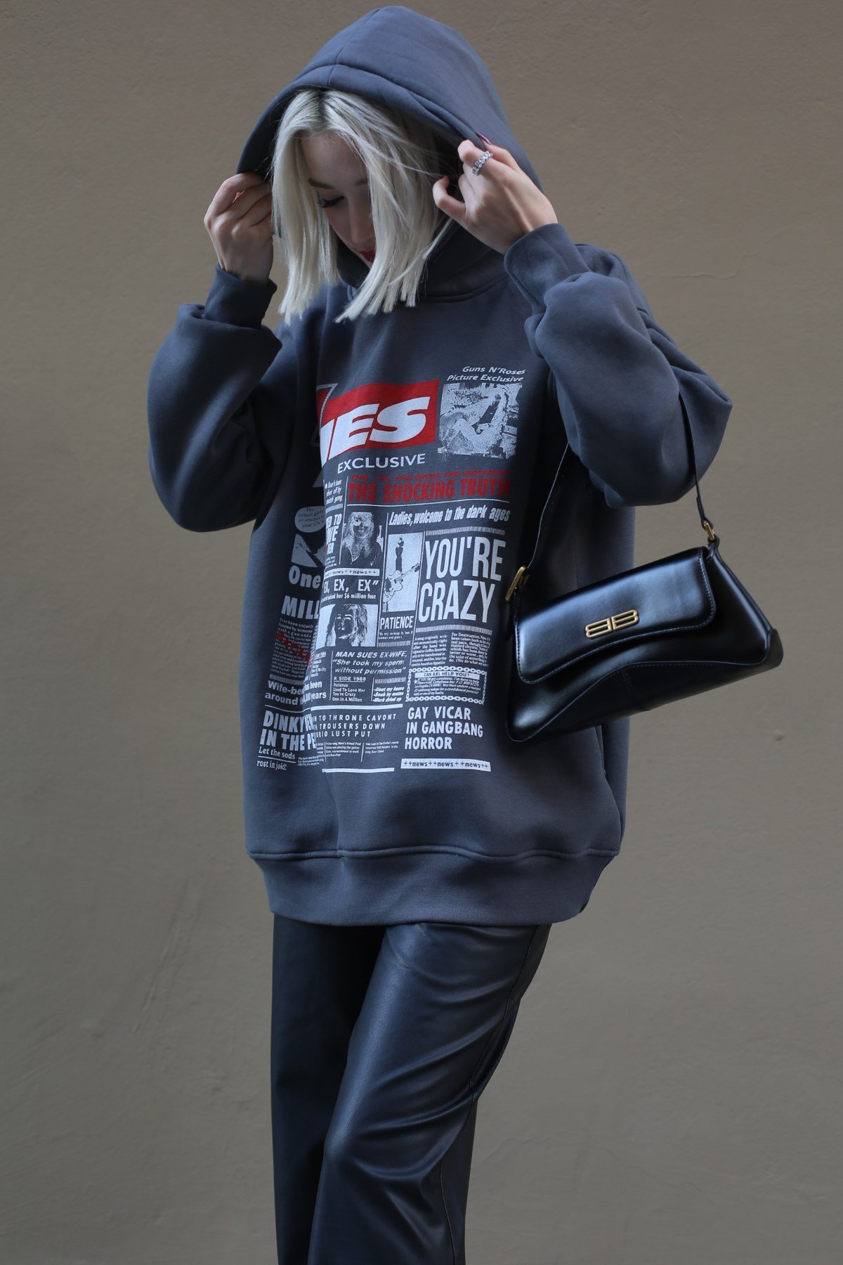 Antrasit Baskılı Oversize Kapüşonlu  Kadın Sweatshirt MG1581