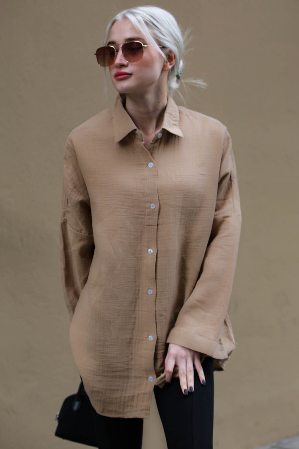 Bej Muslin Kumaş Basic Kadın Gömlek MG1660