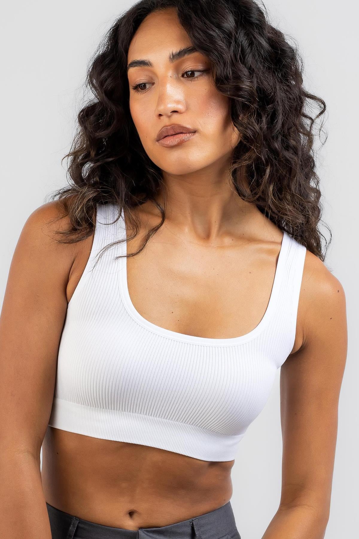 Beyaz Askılı Basic Crop Top Bluz MG1757