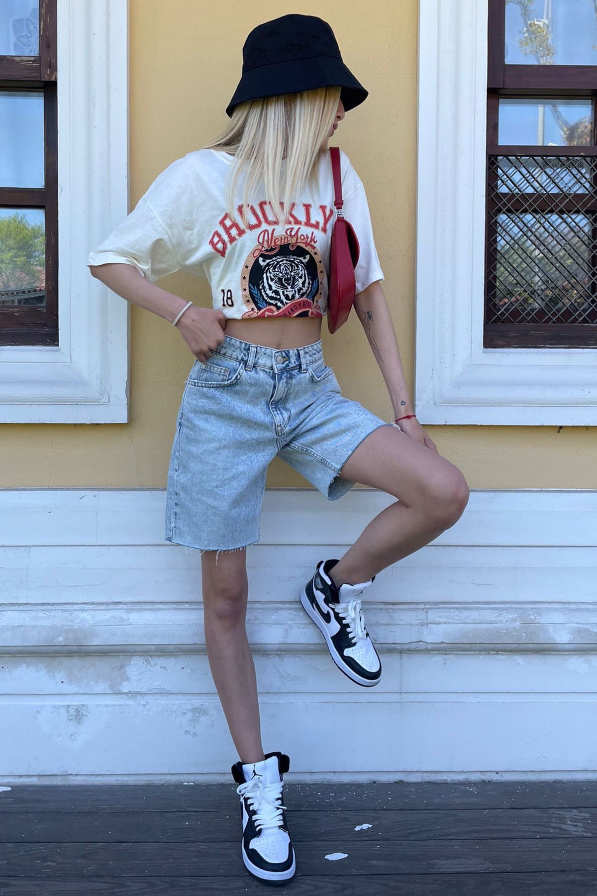 Buz Mavisi Yüksek Bel Regular Fit Basic Kot Şort MG1495
