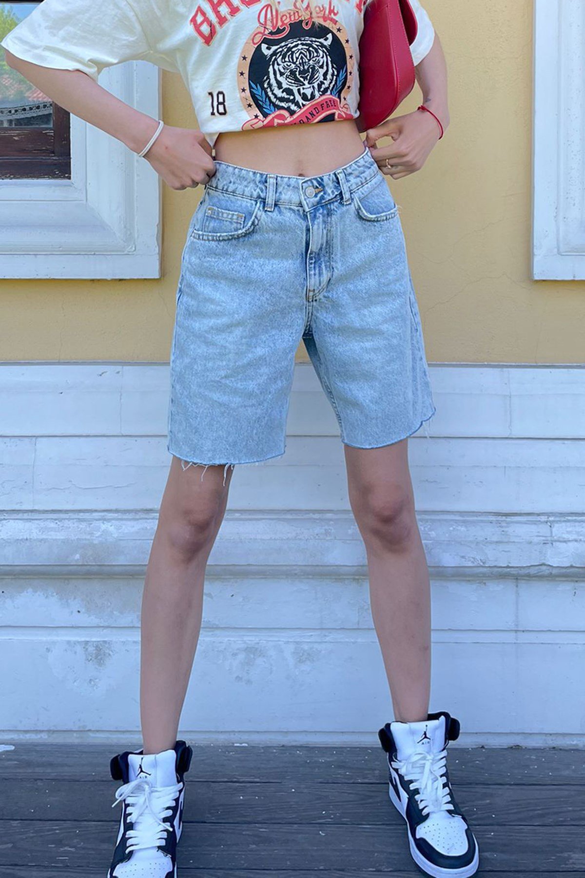 Buz Mavisi Yüksek Bel Regular Fit Basic Kot Şort MG1495