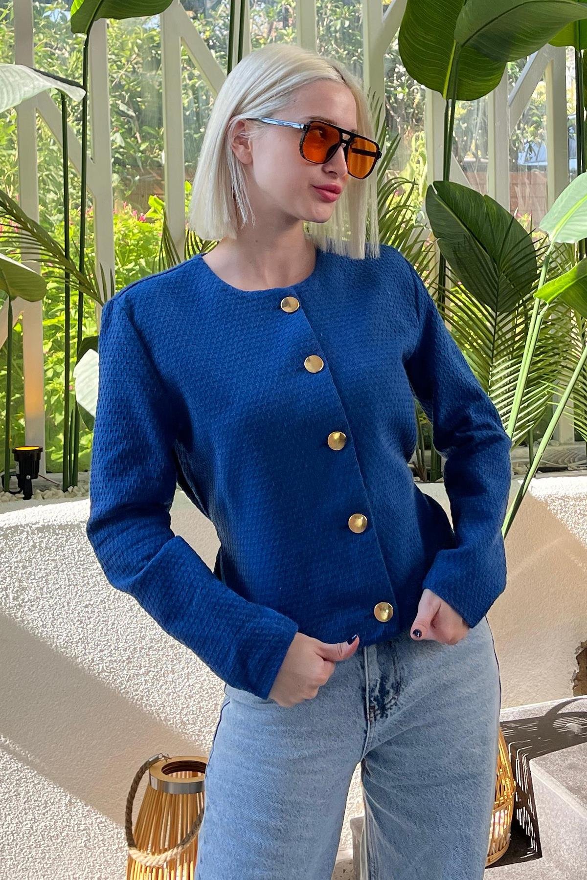 JACKETS