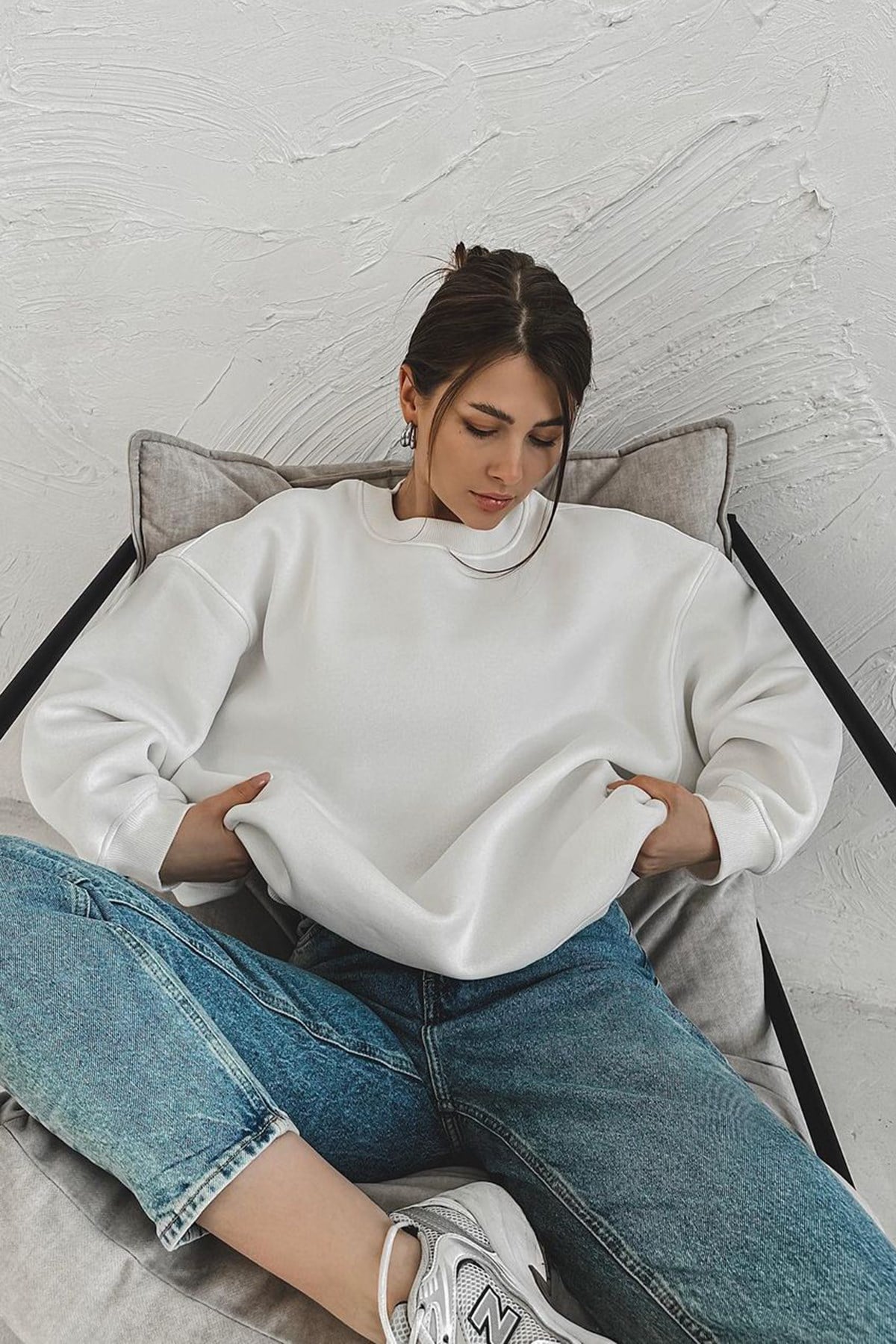 Ekru Bisiklet Yaka Basic Sweatshirt MG1559