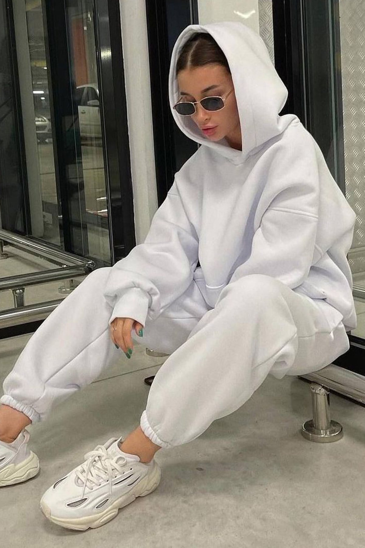 Bej Kapüşonlu Oversize Kadın Eşofman Takımı MG1609