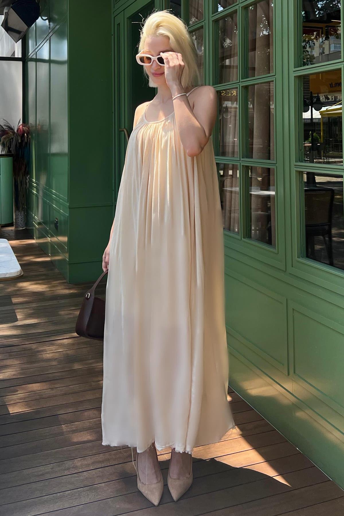Elbise