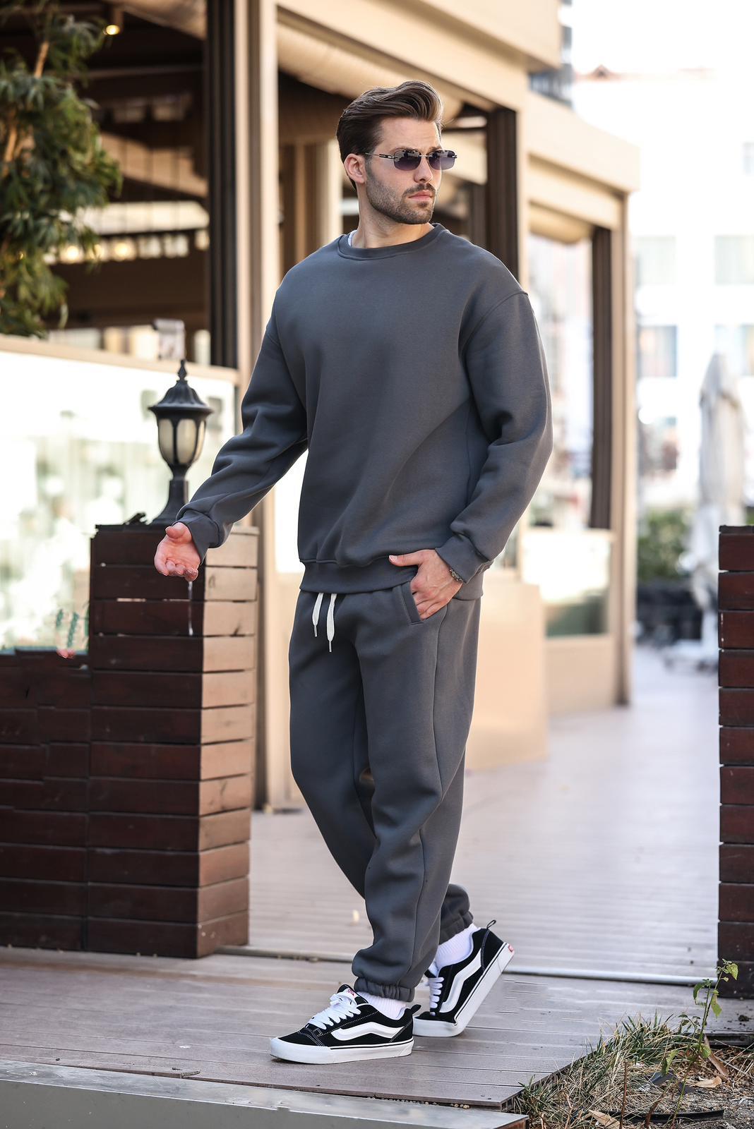 Eşofman Takımı