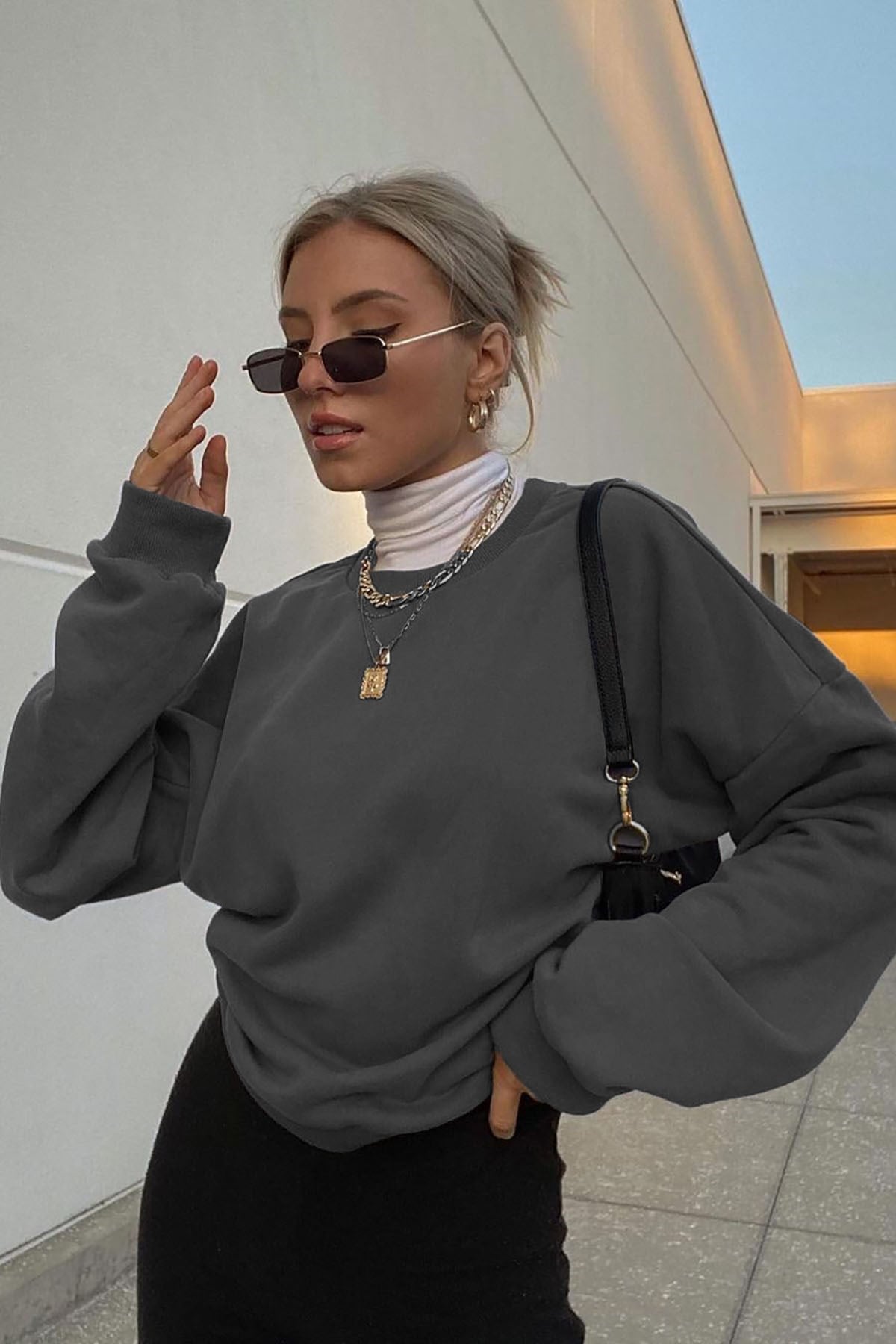 Smoke Gray Basic Sweatshirt MG1559