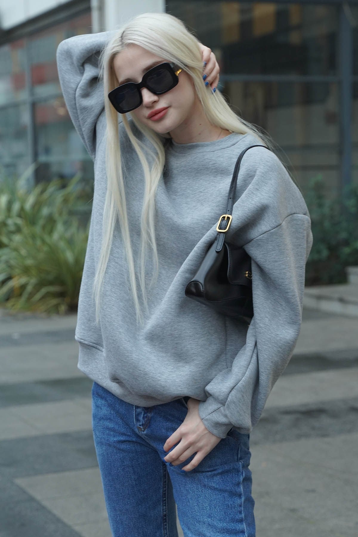 Gri Bisiklet Yaka Basic Sweatshirt MG1559