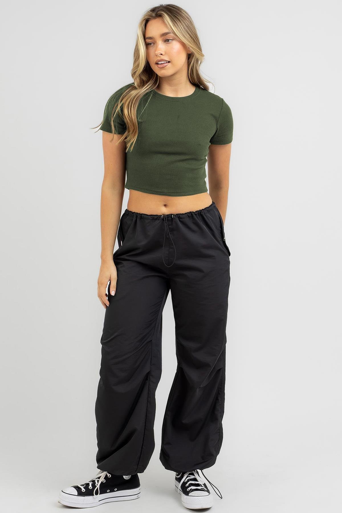 Haki Basic Crop Kadın Tişört MG1772