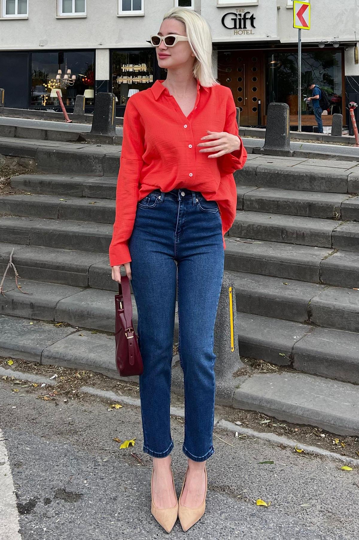 Jean