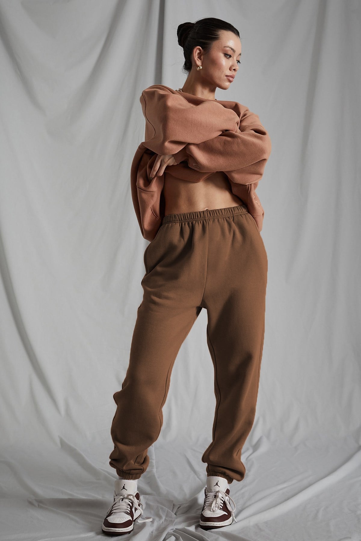 Women Camel Elastic Waist Oversize Sweatpants MG1235