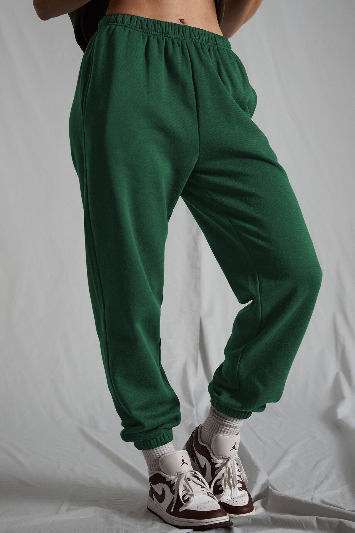 Kadın Koyu Yeşil Beli Lastikli Oversize Eşofman Altı MG1235