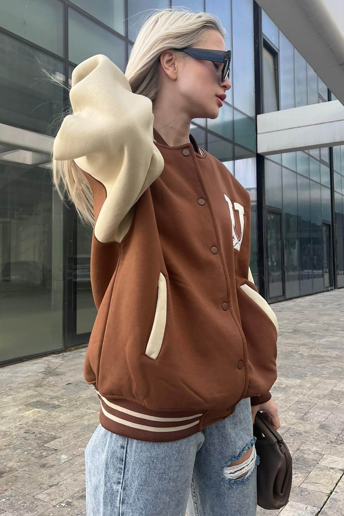 Kahverengi Nakışlı Oversize Kadın Kolej Ceket MG1595