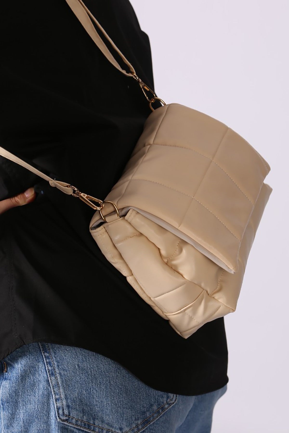 Mad Girls Kapitone Baskı Çapraz Camel Çanta Mg1190