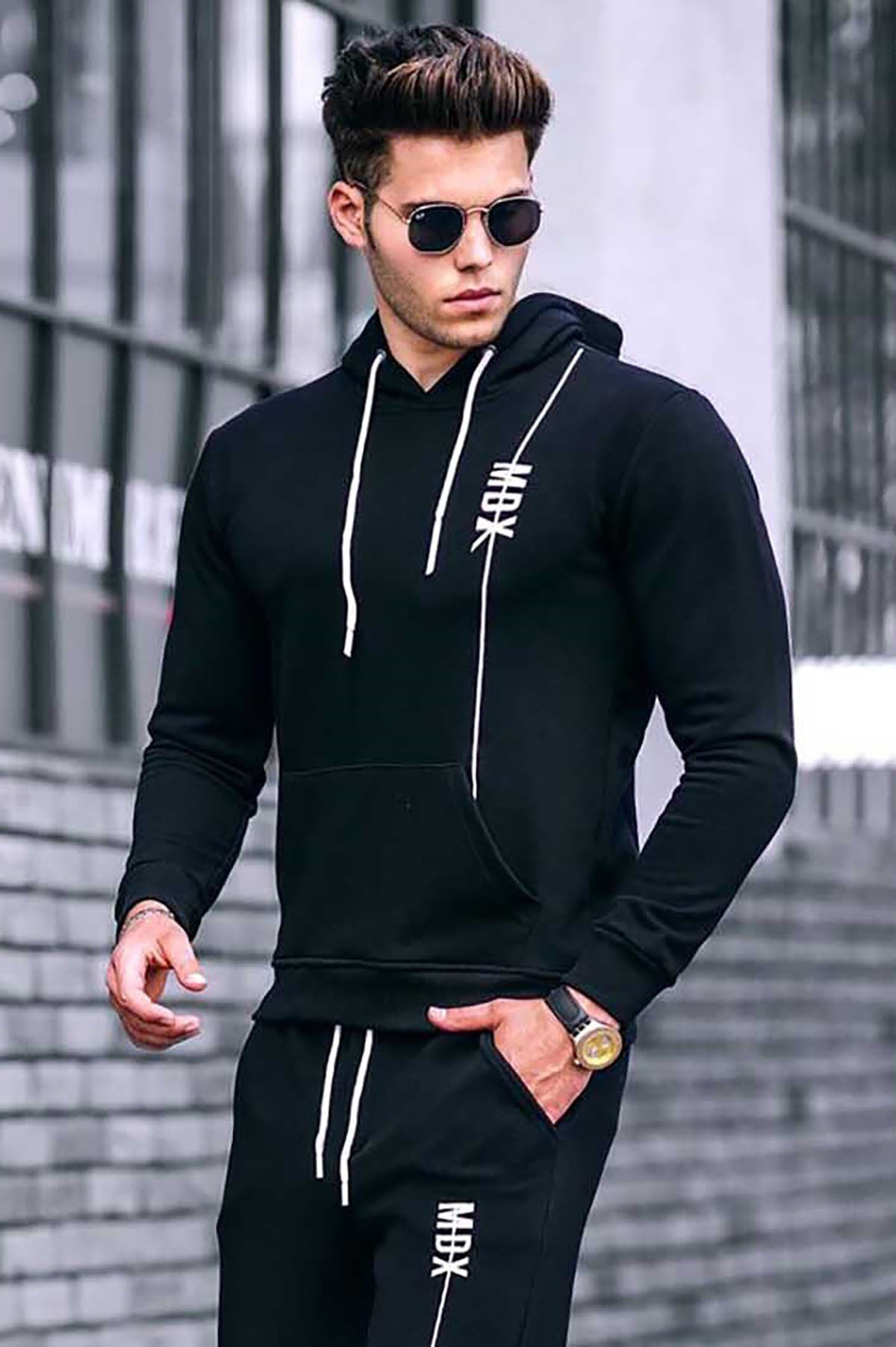 Madmext Erkek Siyah Kapüşonlu Sweatshirt 4680-1