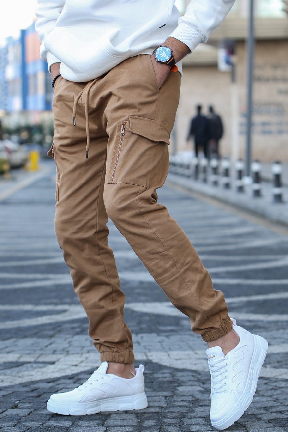 Madmext Men Tan Brown Cargo Trousers M5652
