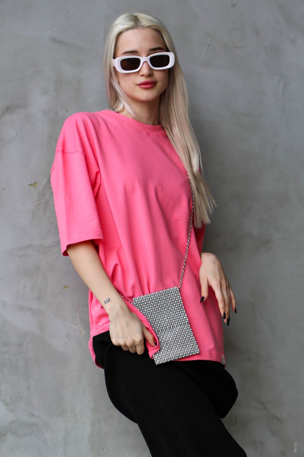 Pembe Bisiklet Yaka Basic Oversize T-shirt MG1687