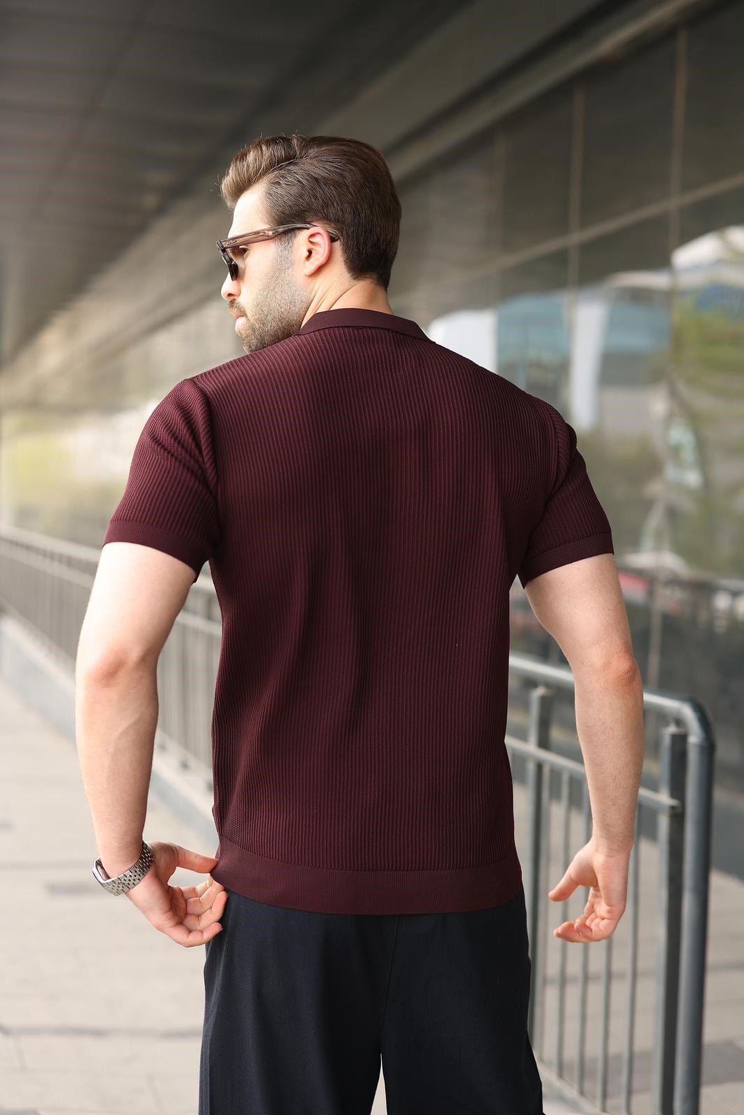 POLO T-SHIRT