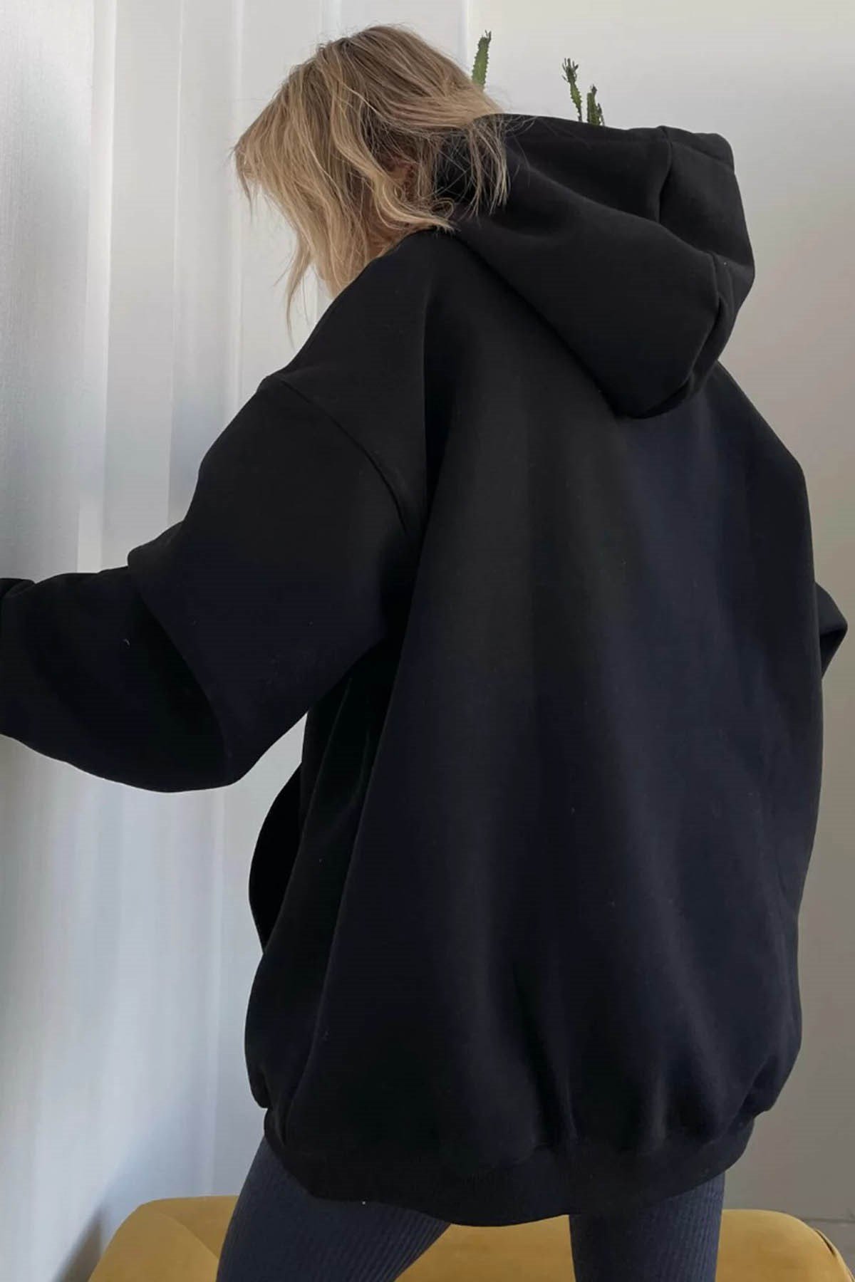 Siyah Kapüşonlu Oversize Sweatshirt MG1566