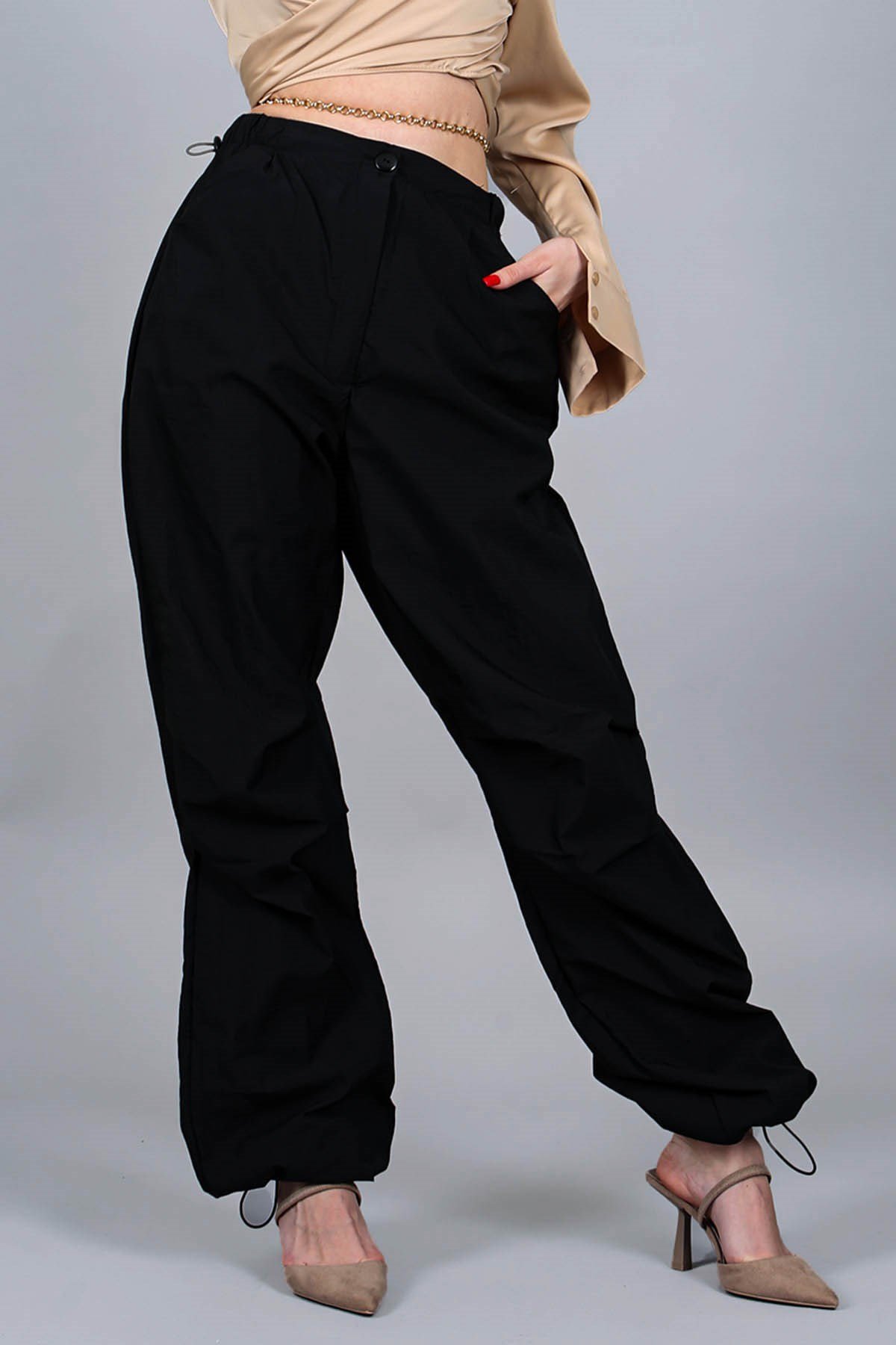 Siyah Paraşüt Jogger Kadın Pantolon MG1679
