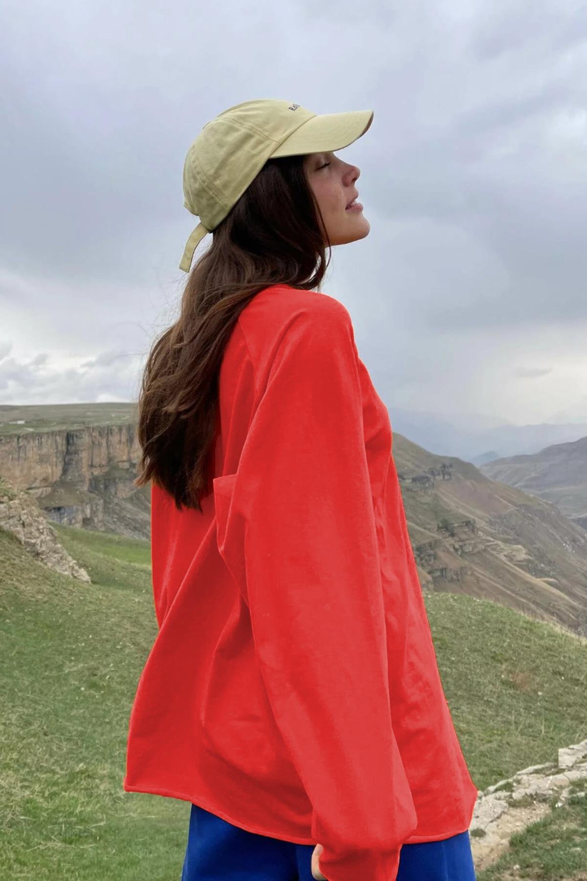 Turuncu Basic Bisiklet Yaka Kadın Sweatshirt MG1691